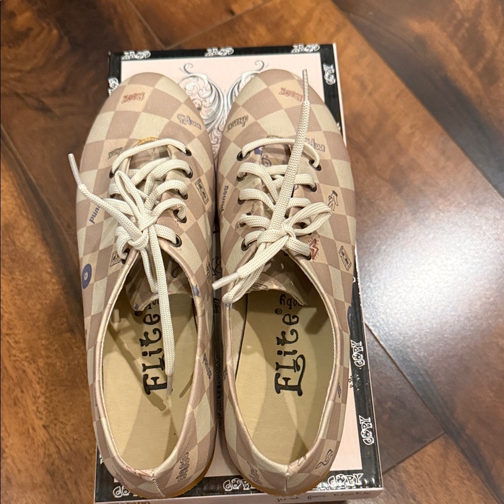 Brand New Elite Checkered Lace-Up Sneakers - Tan